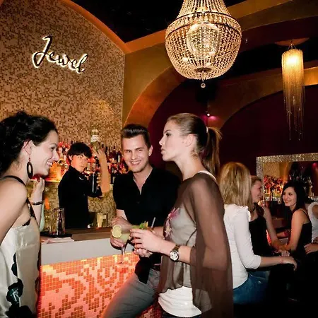 Design Jewel 4* Praga