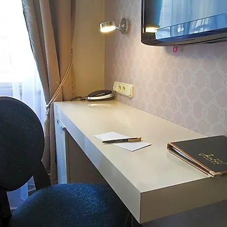 Design Jewel Hotel