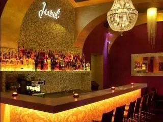 Hotell Design Jewel 4*